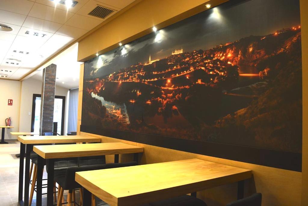 Hotel-Asador Montes Oretanos Pulgar 外观 照片