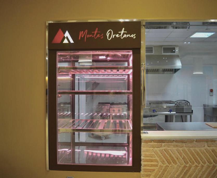 Hotel-Asador Montes Oretanos Pulgar 外观 照片