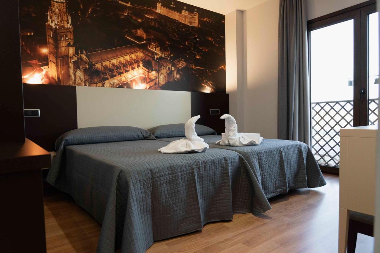 Hotel-Asador Montes Oretanos Pulgar 外观 照片