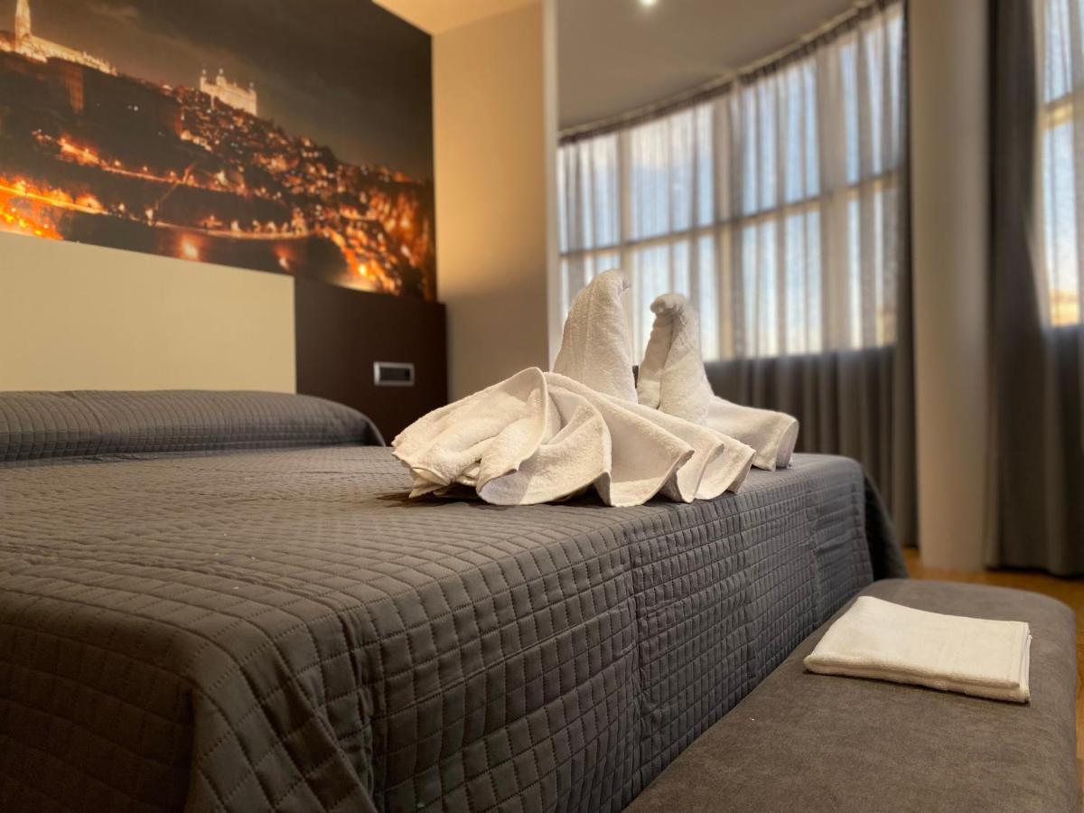 Hotel-Asador Montes Oretanos Pulgar 外观 照片