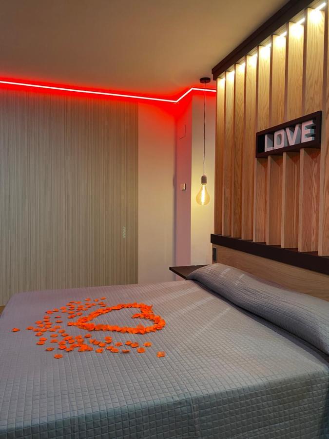 Hotel-Asador Montes Oretanos Pulgar 外观 照片